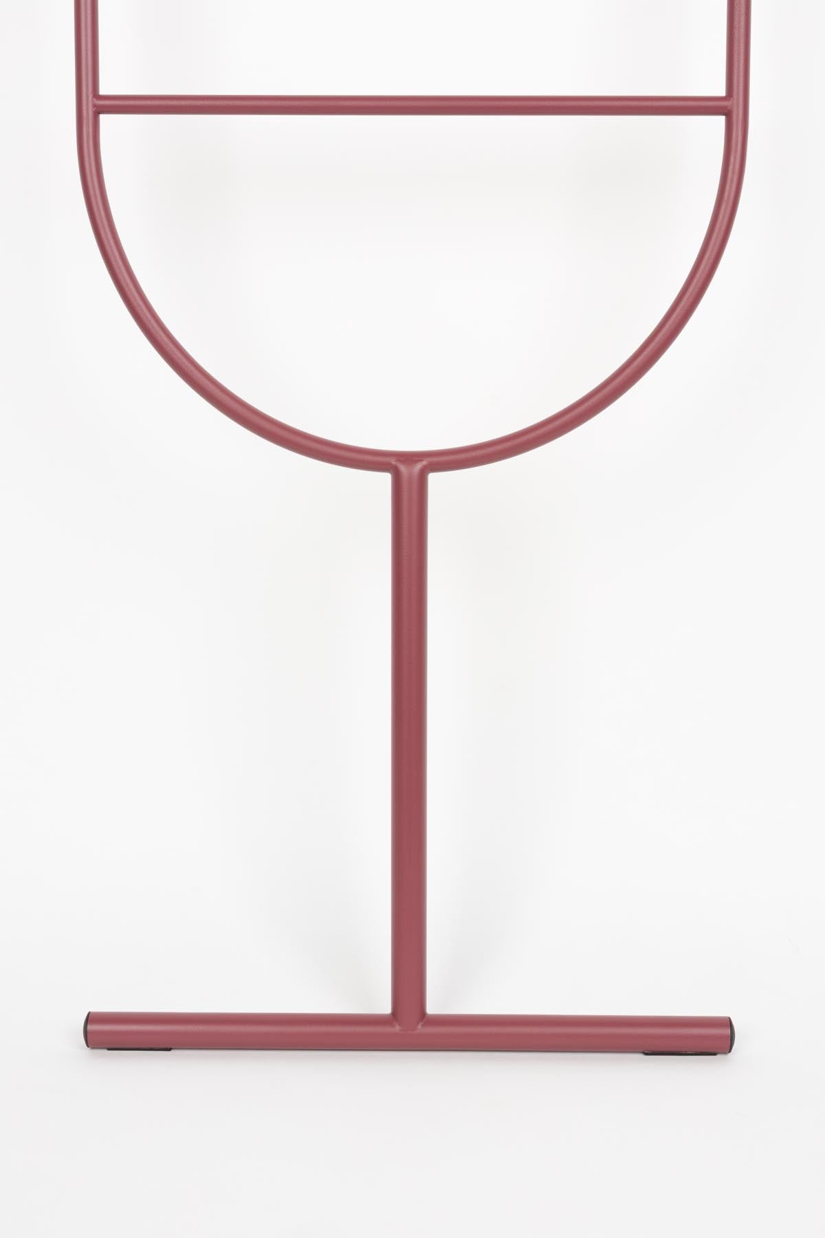 Leiter Tess in Marsala präsentiert im Onlineshop von KAQTU Design AG. Kleiderständer ist von Zuiver