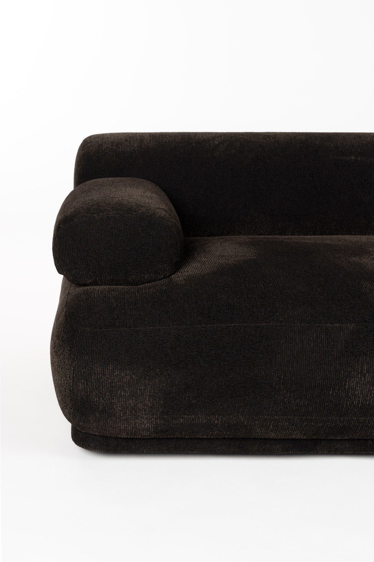 Sofa Rembrandt 7.5-Sitzer Links in Braun präsentiert im Onlineshop von KAQTU Design AG. Ecksofa ist von Zuiver