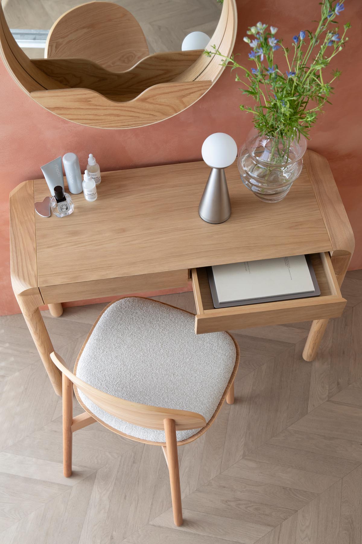 Stuhl Sunrise in Natürlich präsentiert im Onlineshop von KAQTU Design AG. Stuhl ist von Zuiver