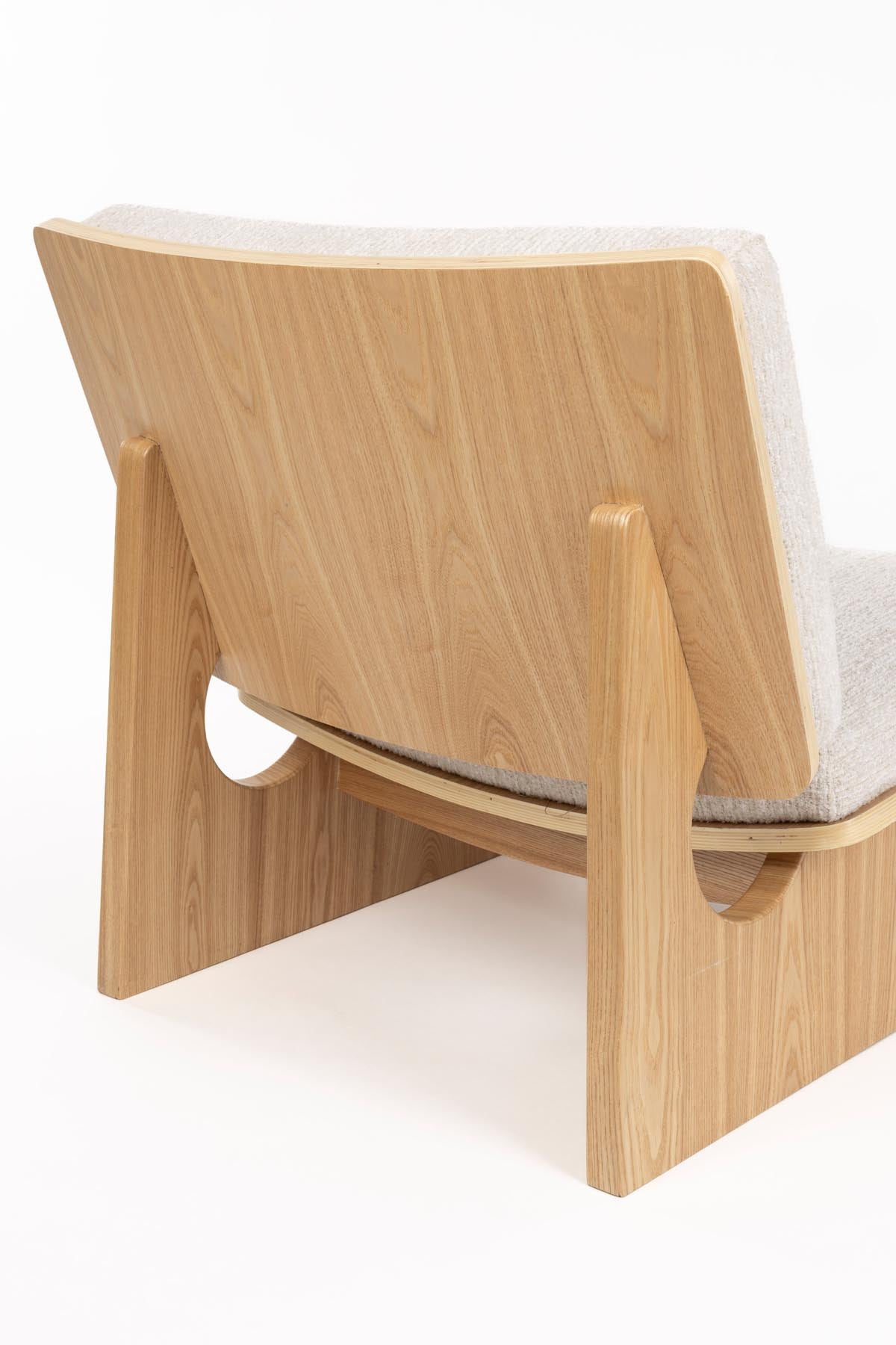 Sessel Volana in Beige präsentiert im Onlineshop von KAQTU Design AG. Sessel ist von Zuiver