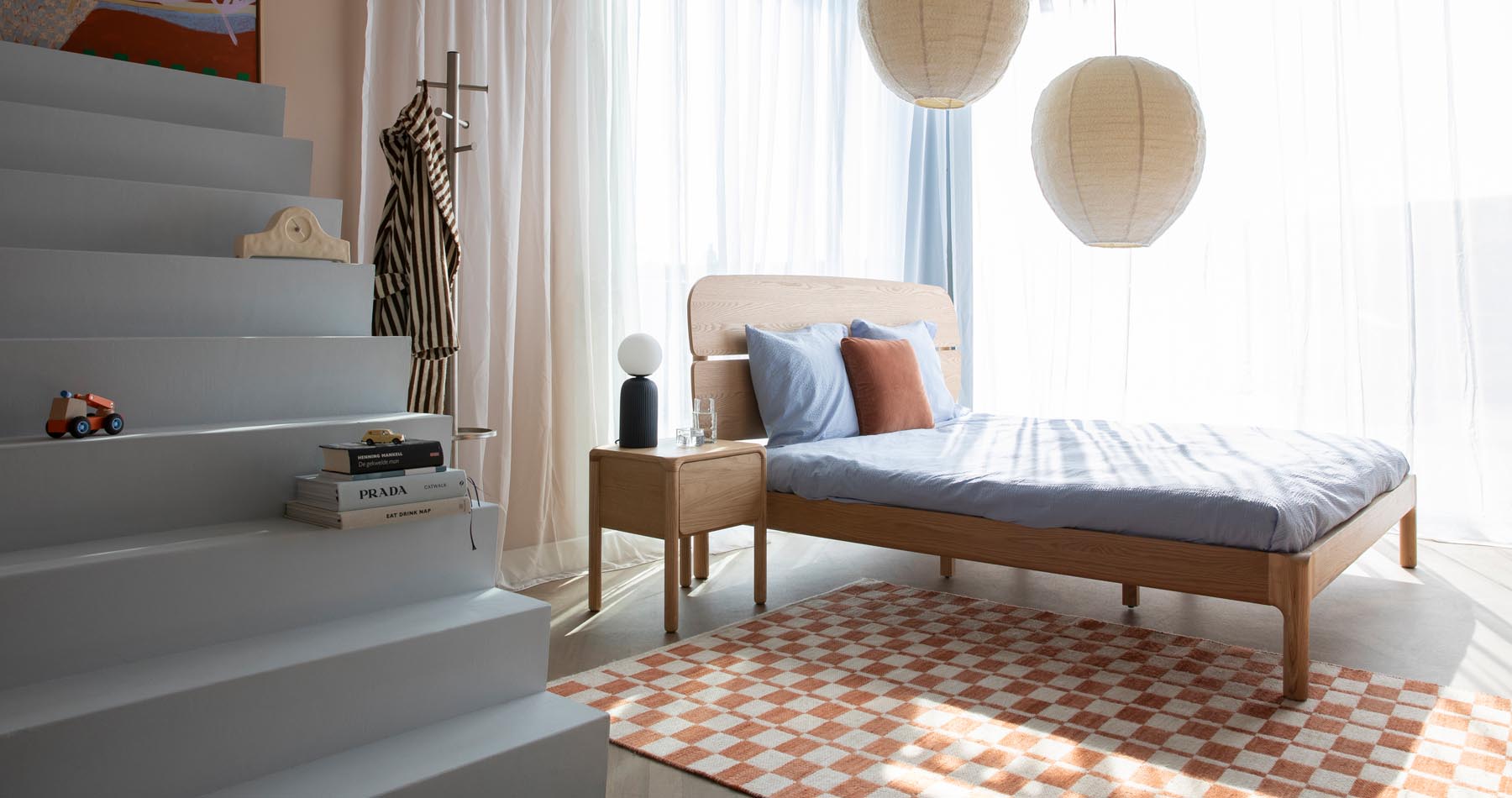 Pendelleuchte Cocoon in Creme präsentiert im Onlineshop von KAQTU Design AG. Pendelleuchte ist von Zuiver