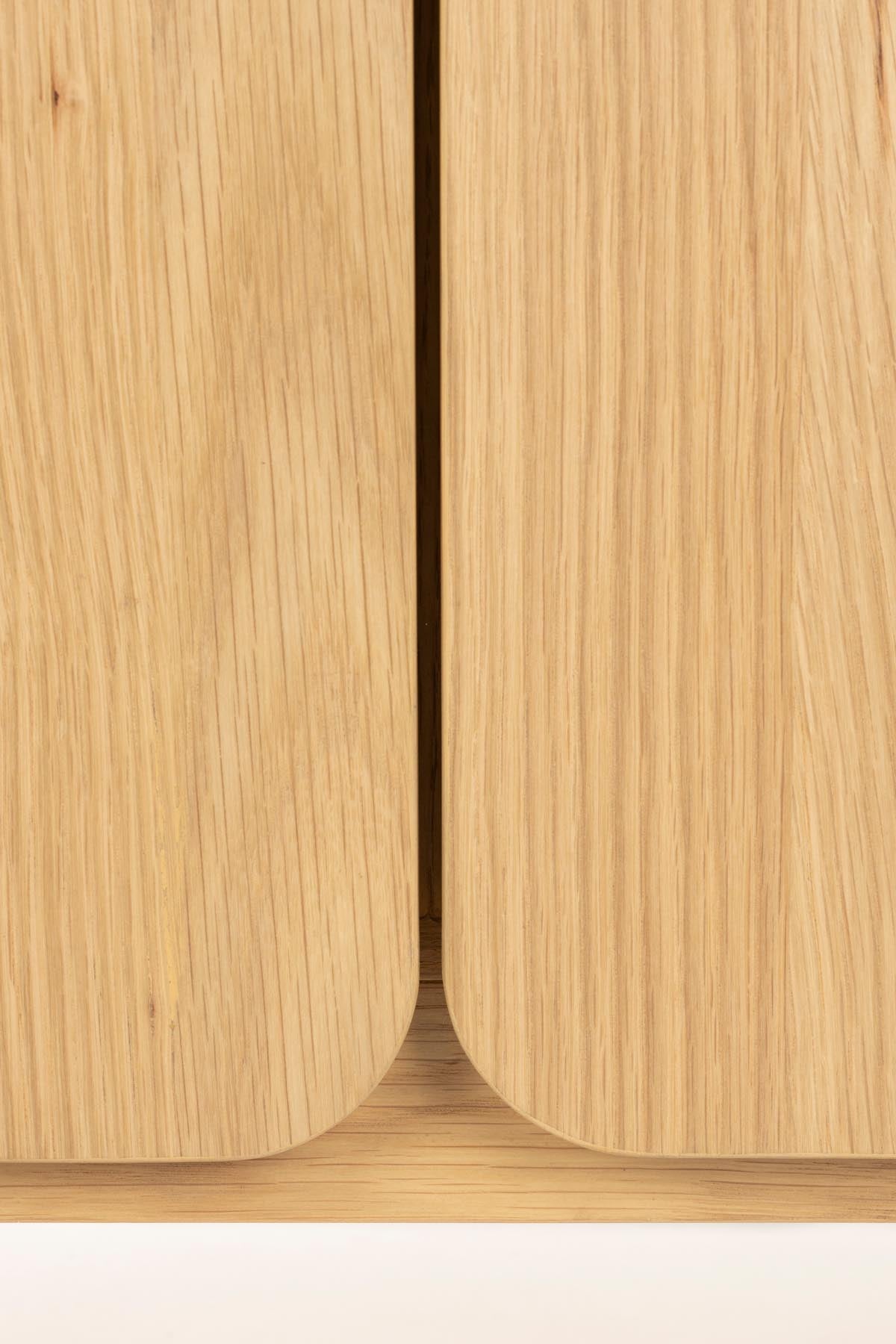 Sideboard Storm in Natürlich präsentiert im Onlineshop von KAQTU Design AG. Sideboards ist von Zuiver