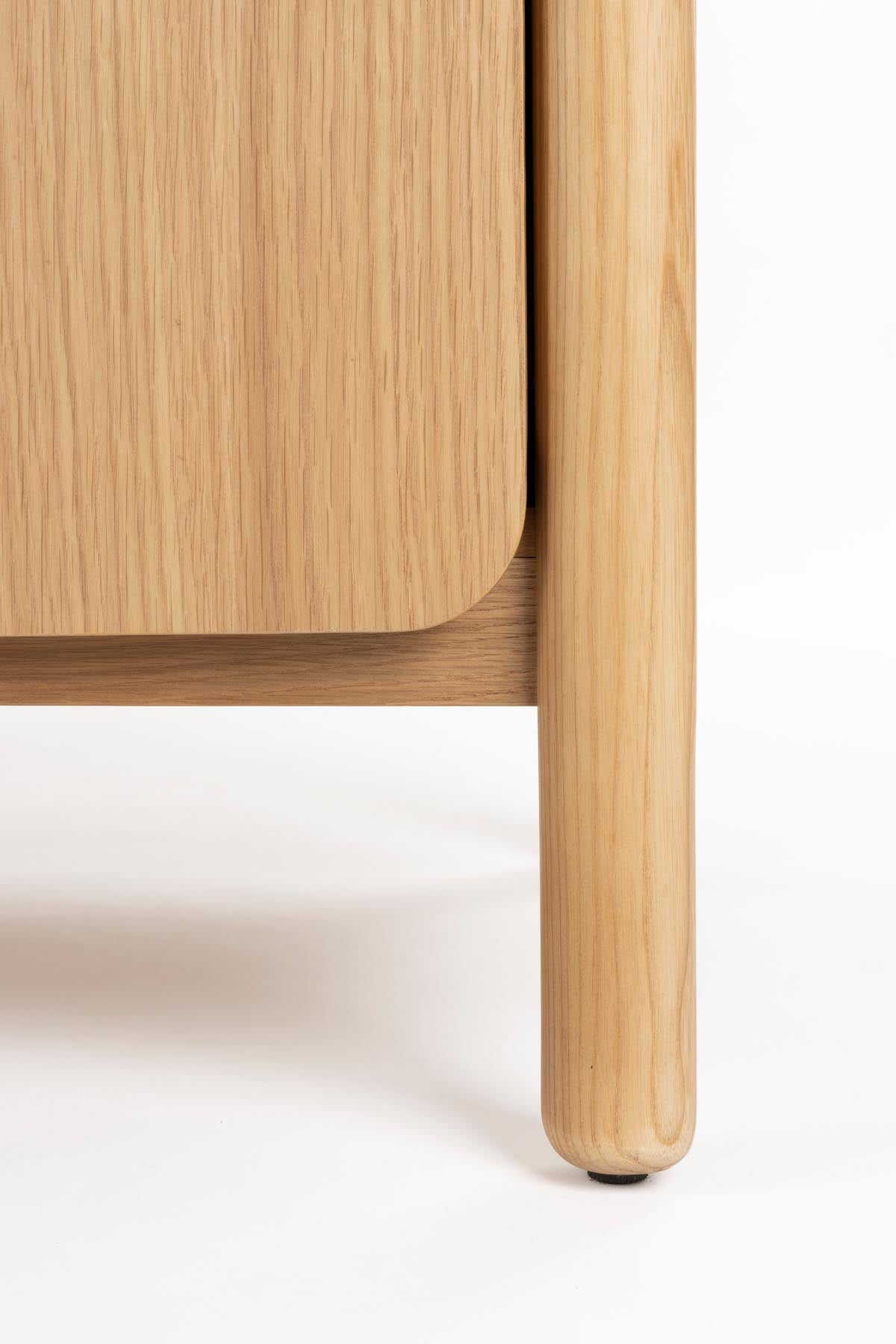 Cabinet Storm in Natürlich präsentiert im Onlineshop von KAQTU Design AG. Cabinet ist von Zuiver
