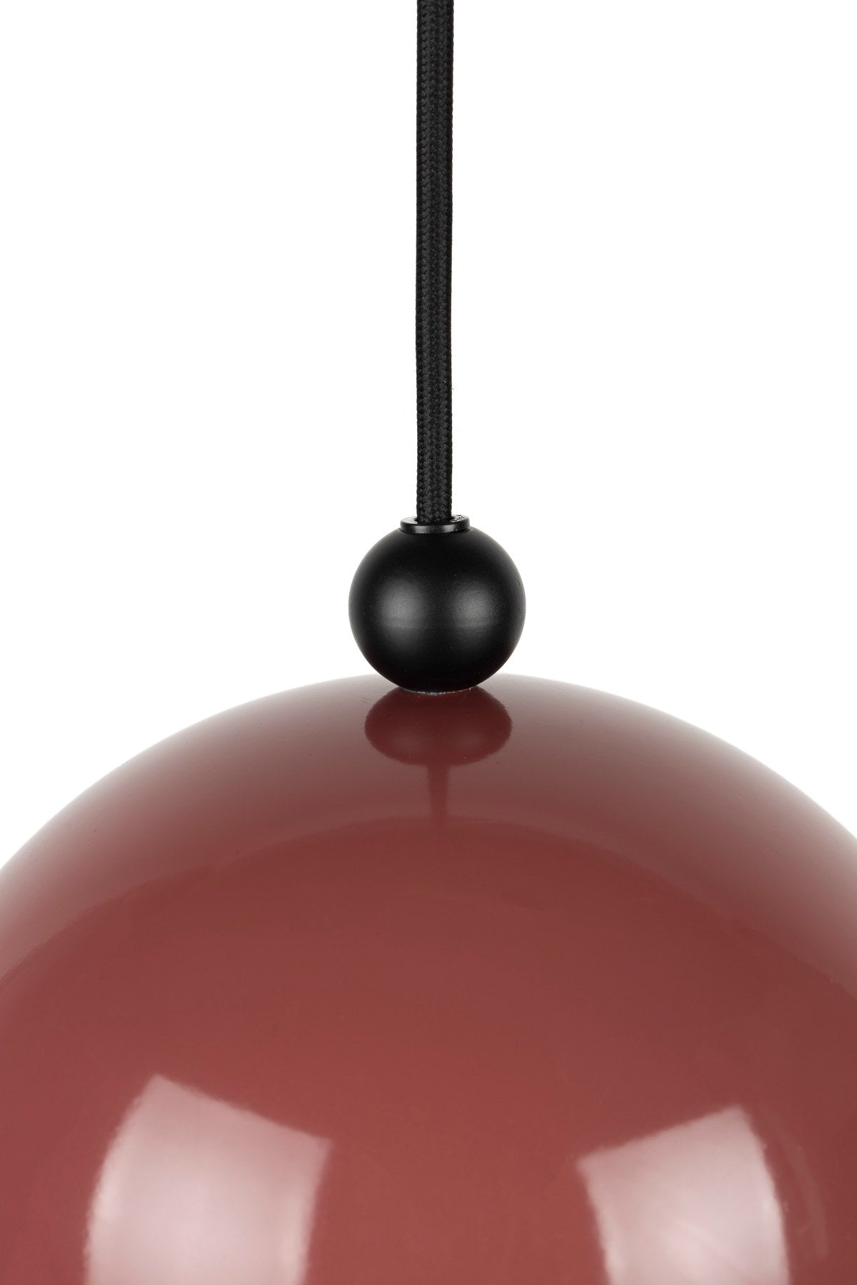Pendelleuchte Bumble in Rot präsentiert im Onlineshop von KAQTU Design AG. Pendelleuchte ist von Zuiver