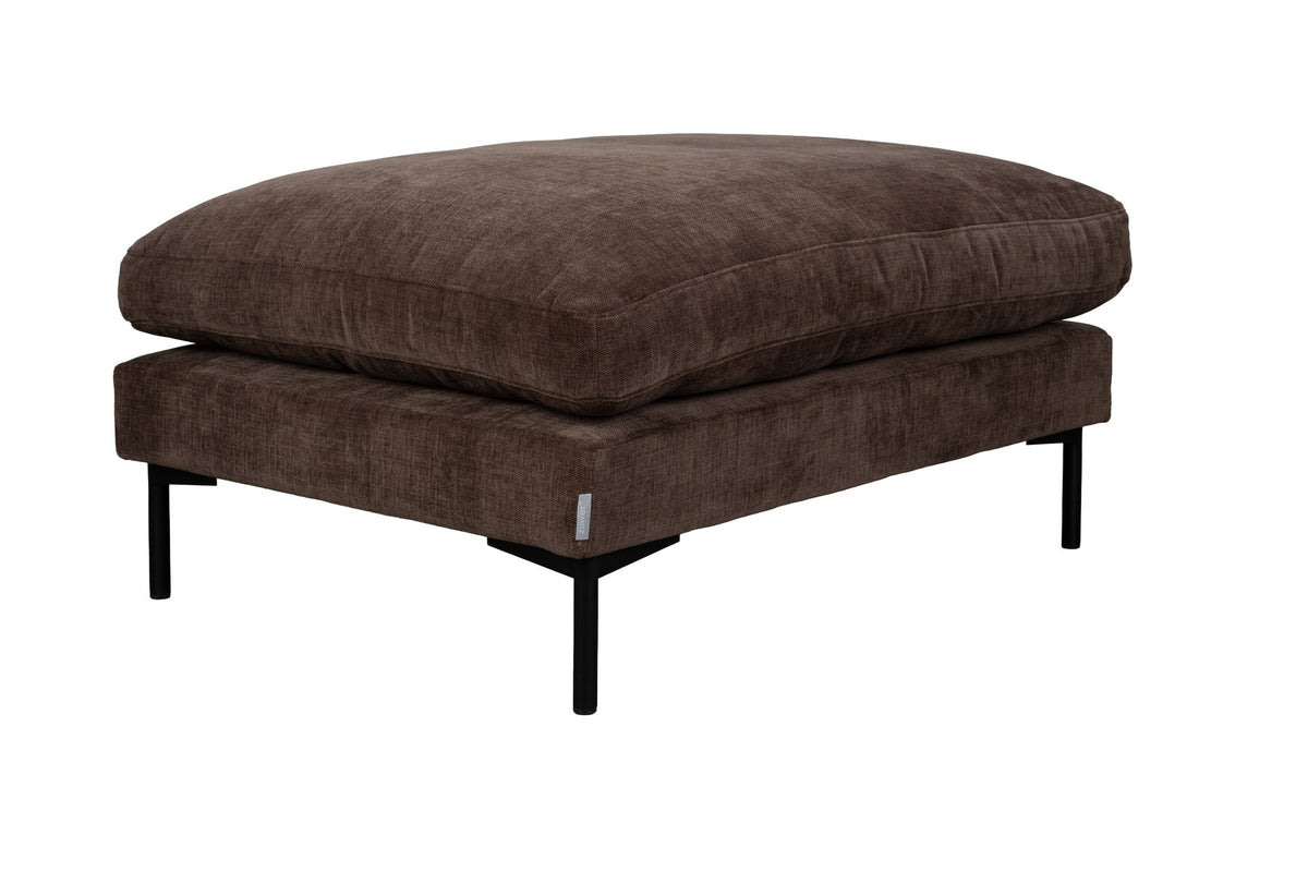 Gepolsterter Hocker Summer in Dunkelbraun mit Sitzfläche aus Acetat und Polyester, PU-Schaum-Polsterung, kompakte Form ohne Armlehnen.