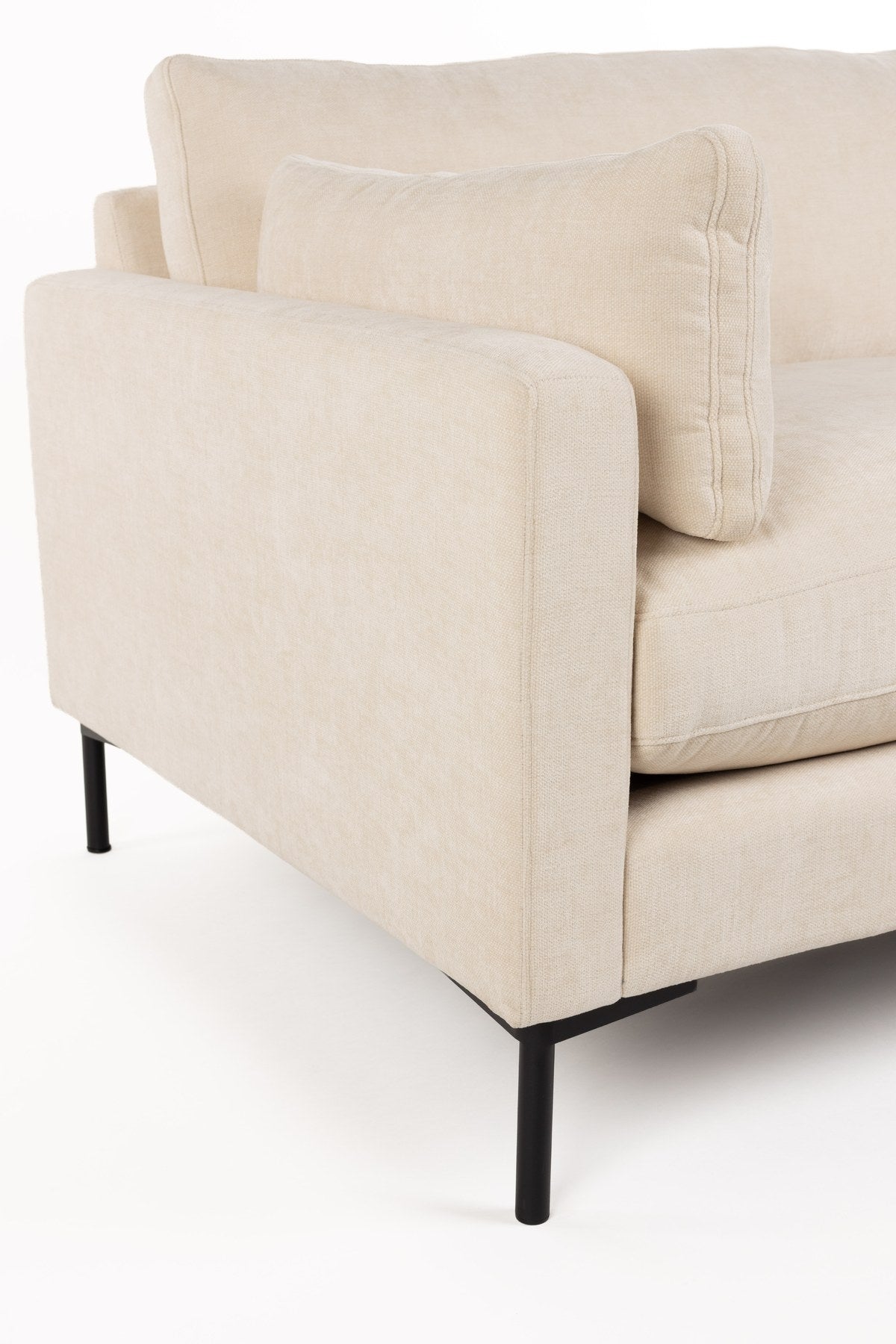Beiges 2er Sofa Love Seat Summer von Zuiver mit schlanken Beinen, Sitzfläche aus Acetat und Polyester, PU-Schaum-Füllung, Innenbereich.