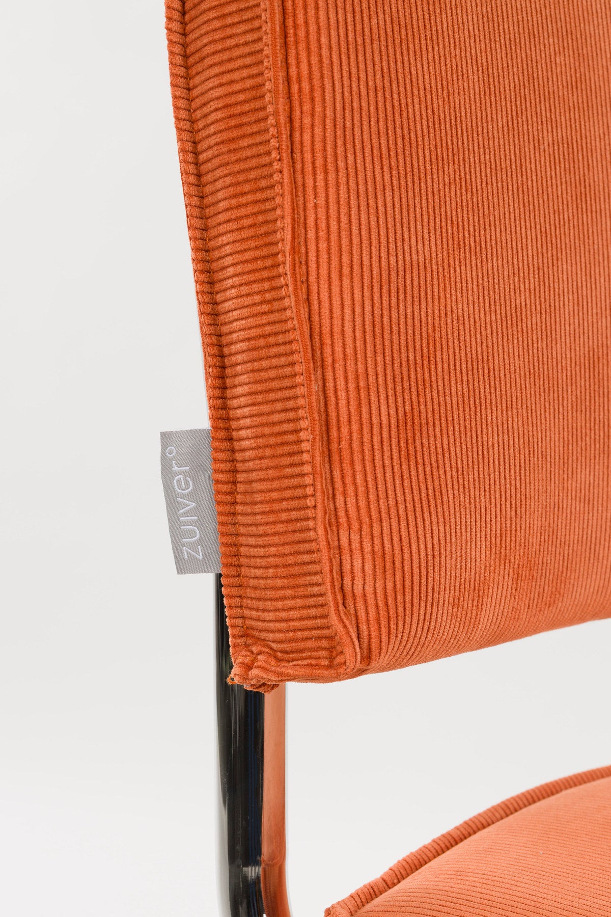 Stuhl Ridge in orange präsentiert im Onlineshop von KAQTU Design AG. Stuhl ist von Zuiver