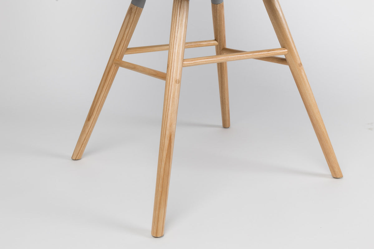 Stuhl Albert Kuip in Weiss präsentiert im Onlineshop von KAQTU Design AG. Stuhl ist von Zuiver