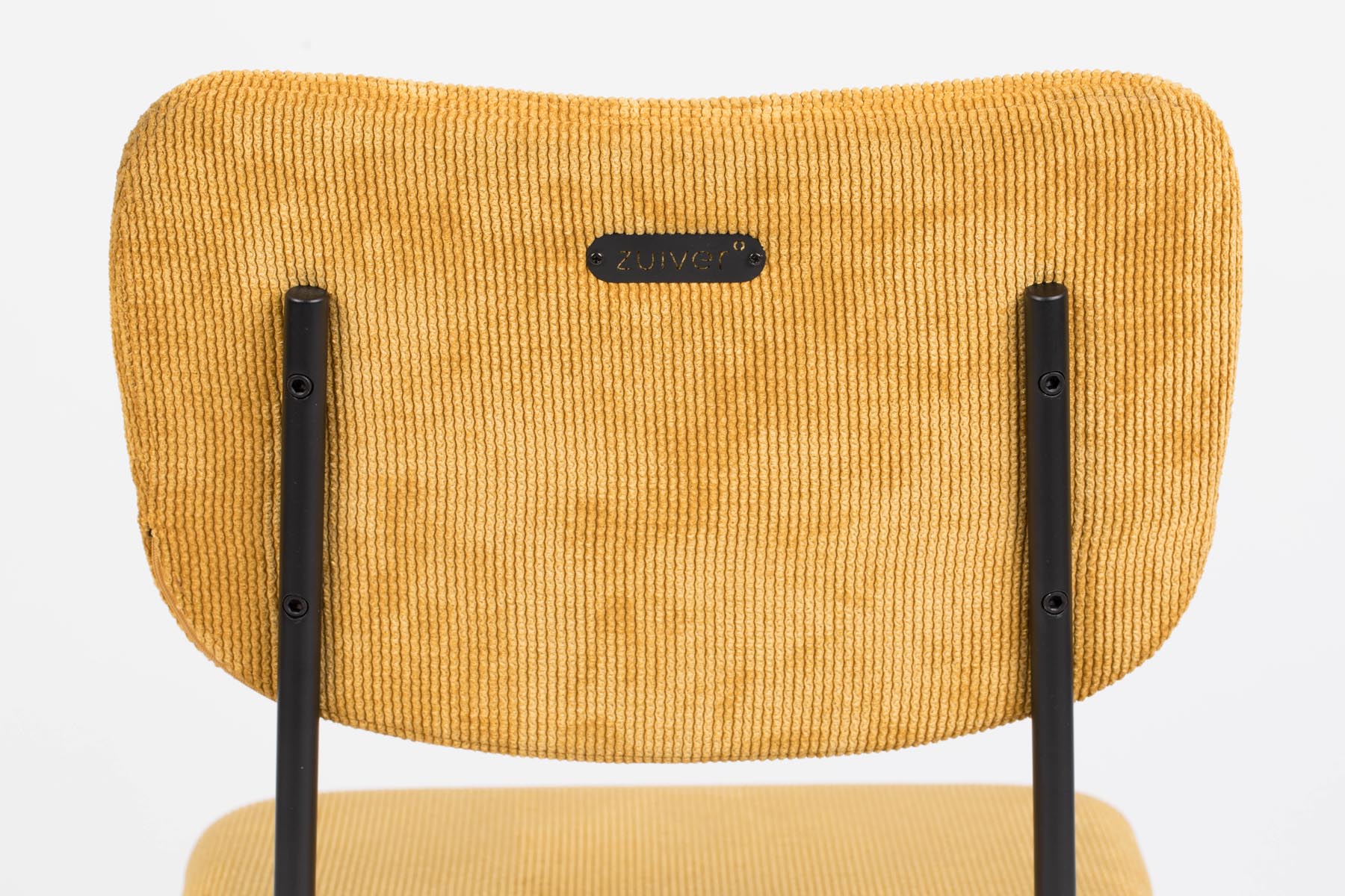 Stuhl Benson in Oker präsentiert im Onlineshop von KAQTU Design AG. Stuhl ist von Zuiver