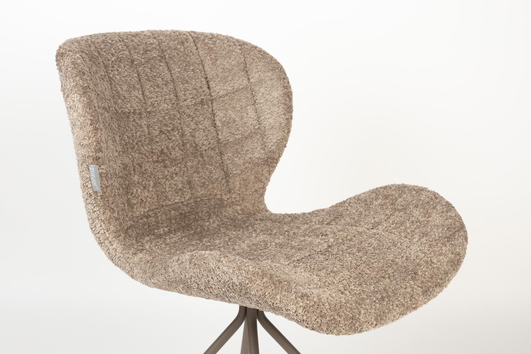 Stuhl OMG Soft in Beige präsentiert im Onlineshop von KAQTU Design AG. Stuhl ist von Zuiver