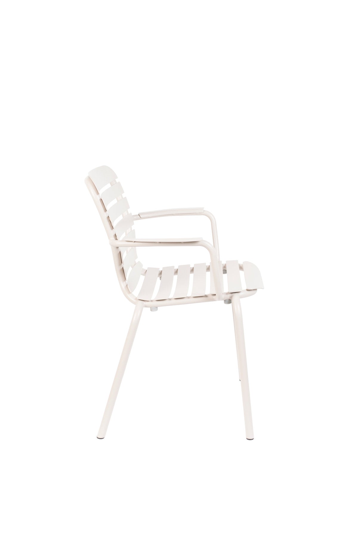 Gartenstuhl mit Armlehne Vondel in Weiss präsentiert im Onlineshop von KAQTU Design AG. Gartenstuhl mit Armlehnen ist von Zuiver