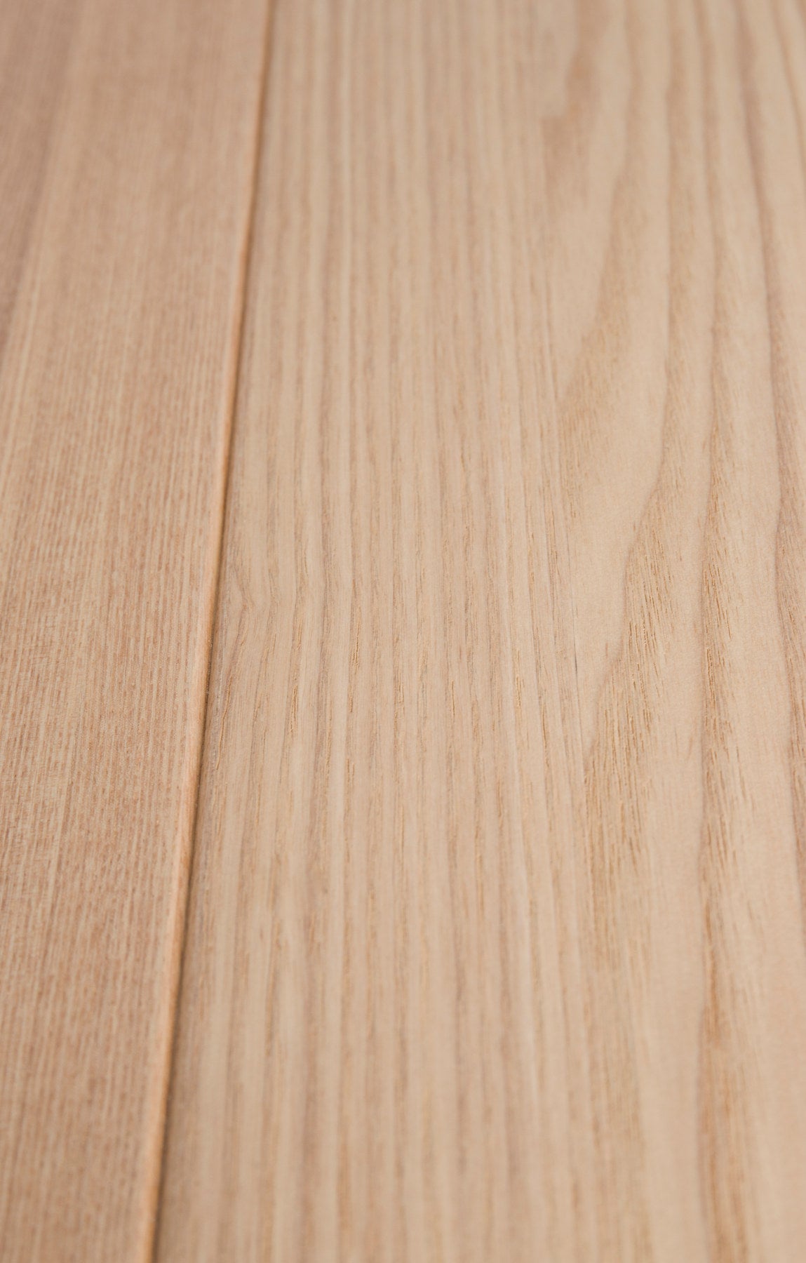 Tisch Storm in Natur präsentiert im Onlineshop von KAQTU Design AG. Esstisch ist von Zuiver