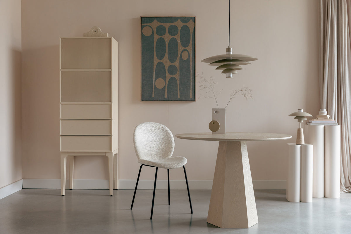 Pilar Table Naturreis in beige präsentiert im Onlineshop von KAQTU Design AG. Esstisch ist von Zuiver