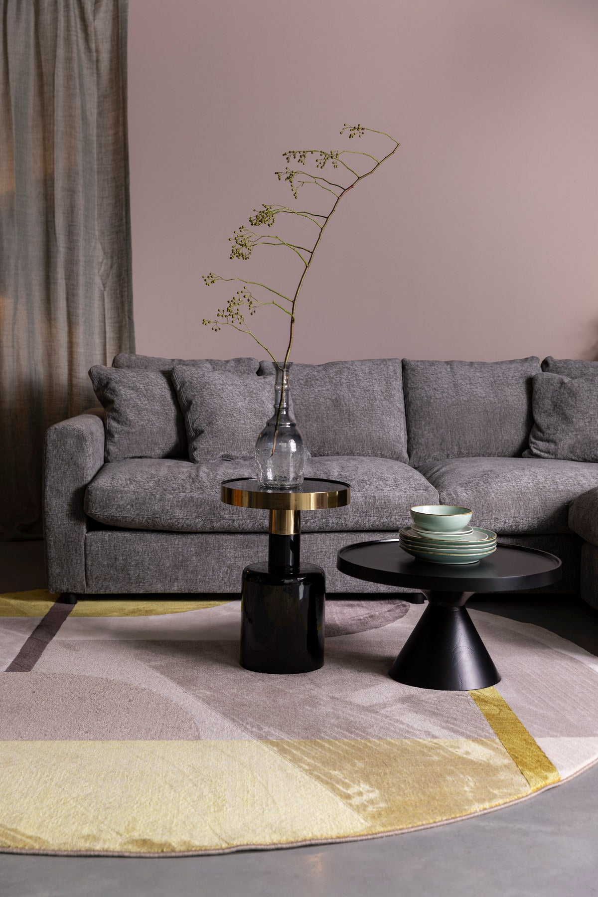 Beistelltisch Glam in Schwarz präsentiert im Onlineshop von KAQTU Design AG. Couchtisch ist von Zuiver