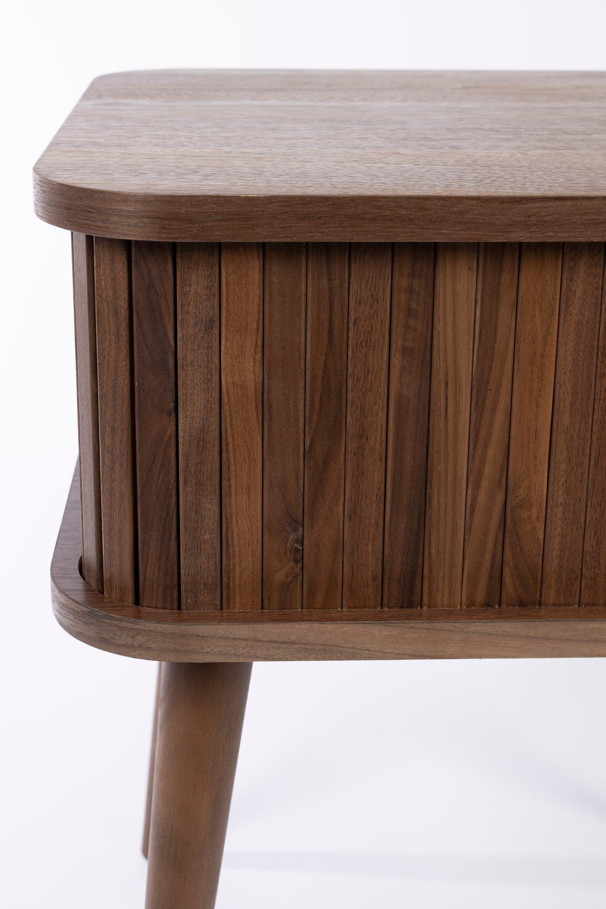 Beistelltisch Barbier in Braun präsentiert im Onlineshop von KAQTU Design AG. Beistelltisch ist von Zuiver