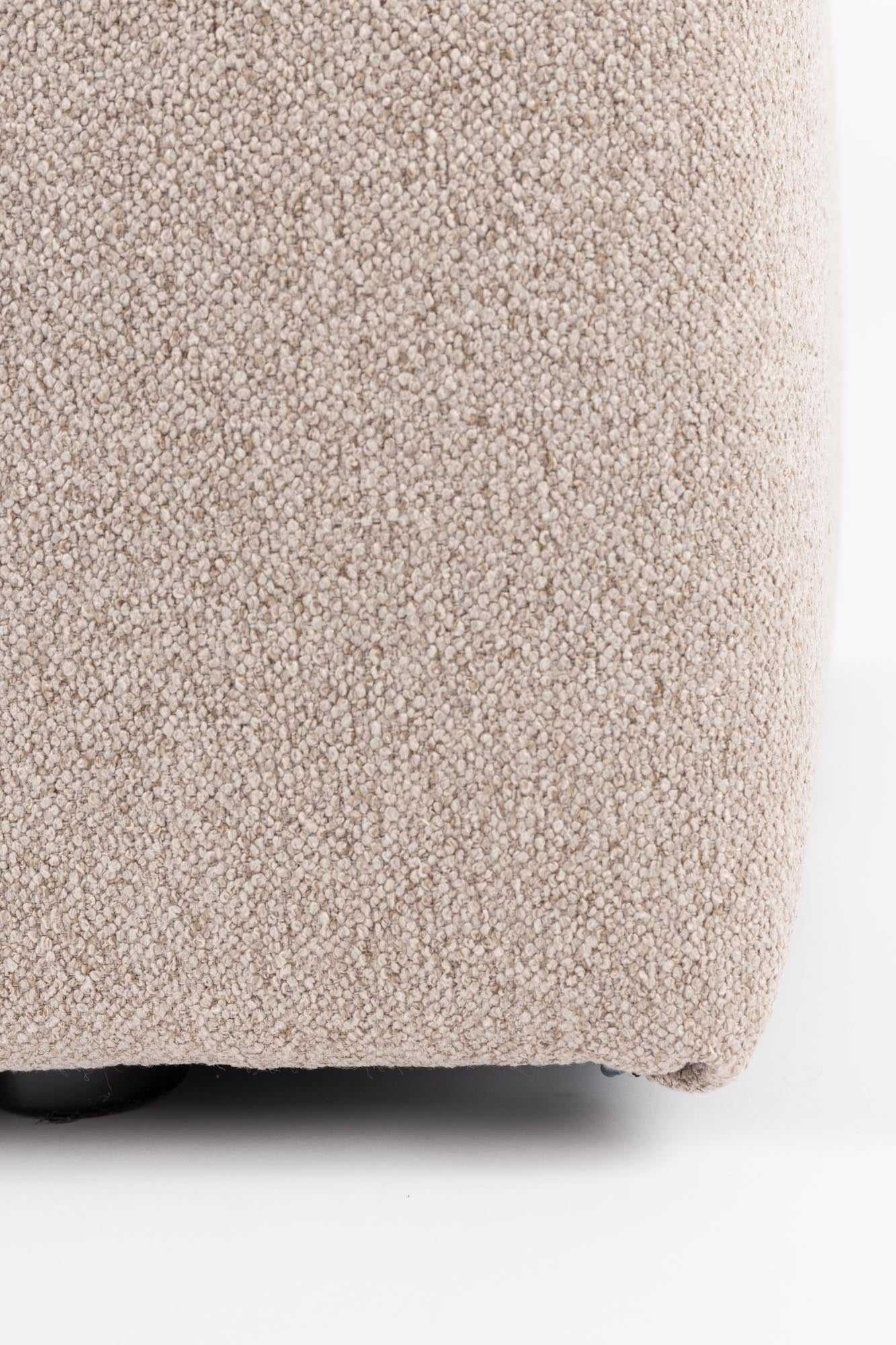 Das Sofa Prosper Seat Left von Zuiver kombiniert modernes Design mit Komfort und ist ideal für stilvolle Wohnzimmer.