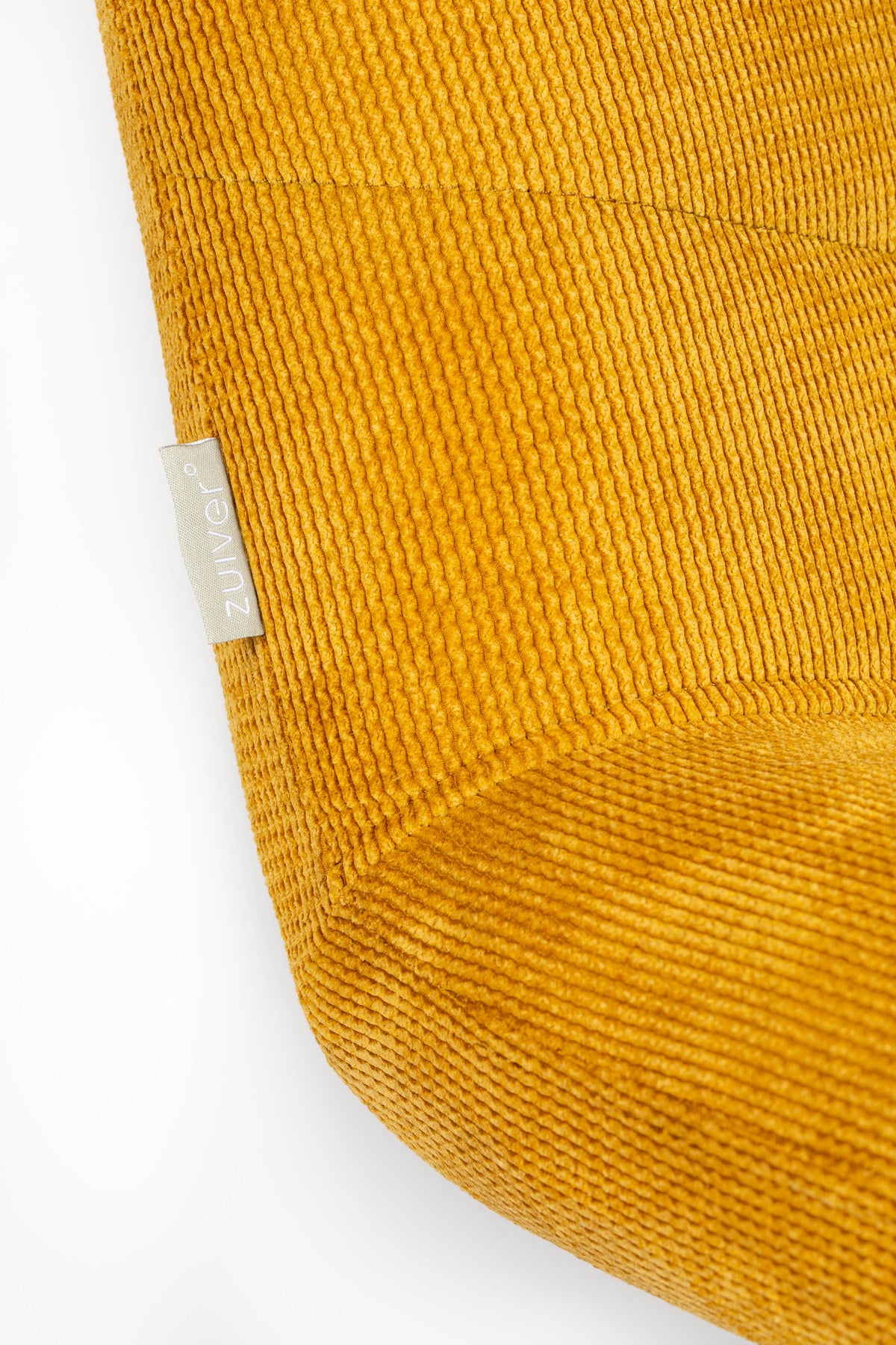 Lounge Sessel Bubba in Gelb präsentiert im Onlineshop von KAQTU Design AG. Sessel ist von Zuiver