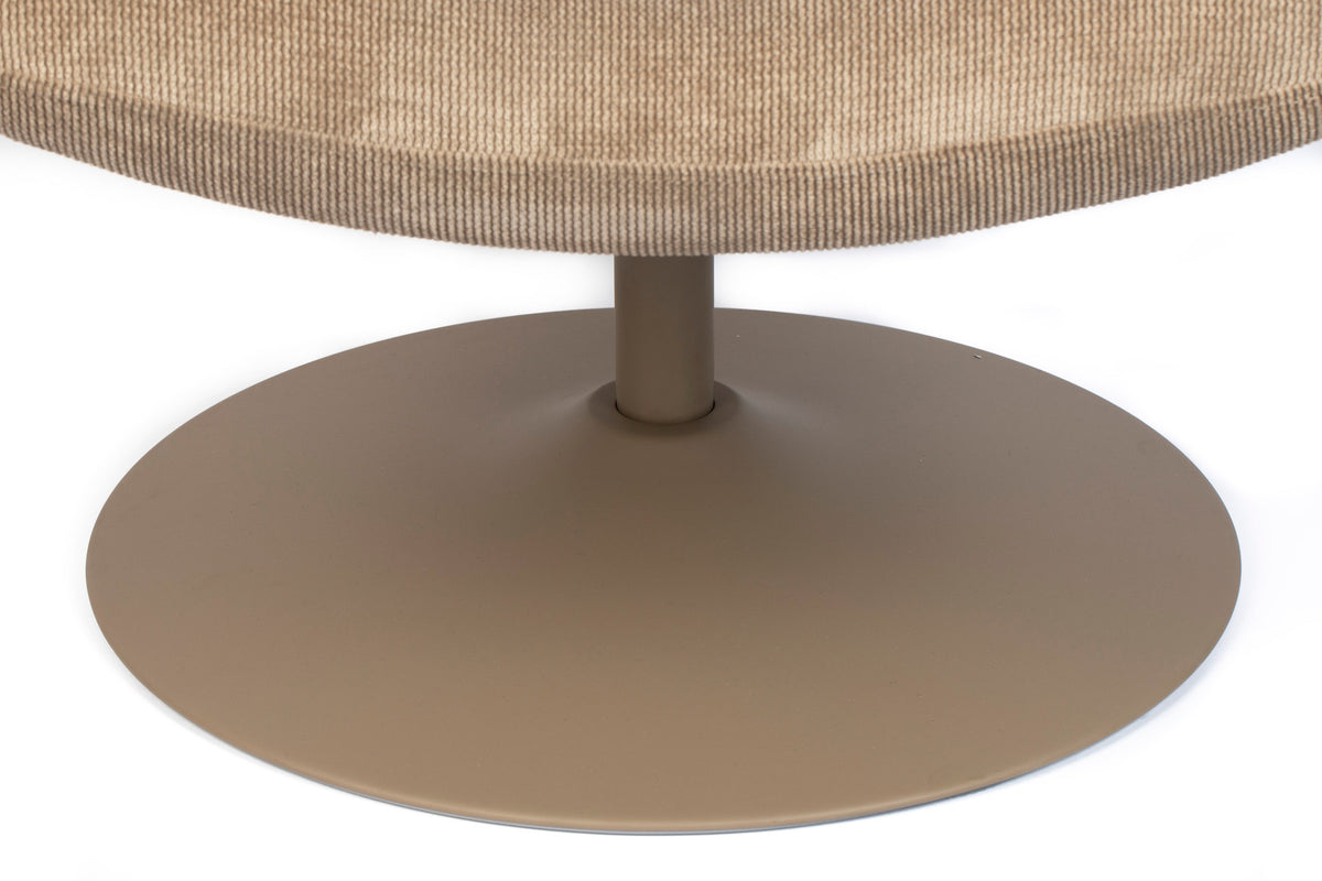 Lounge Sessel Bubba in beige präsentiert im Onlineshop von KAQTU Design AG. Sessel ist von Zuiver