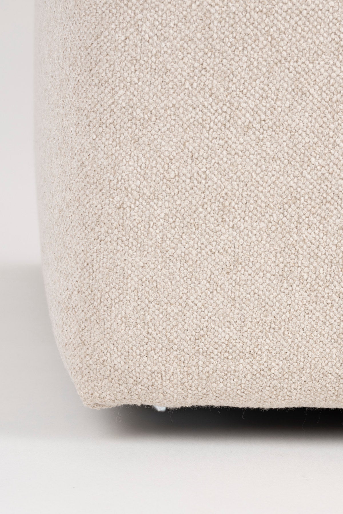 Prosper Sofaelement 1-Sitzer in Creme präsentiert im Onlineshop von KAQTU Design AG. 3er Sofa ist von Zuiver