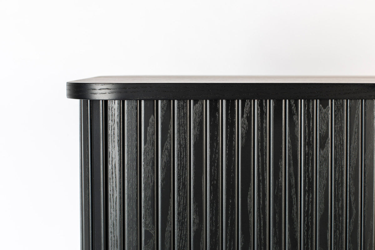 Sideboard Barbier in Schwarz präsentiert im Onlineshop von KAQTU Design AG. High-Sideboard ist von Zuiver