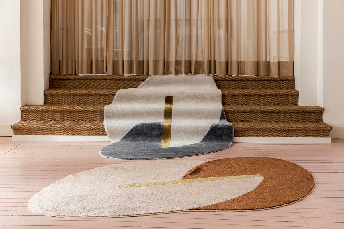 Teppich Phila in Blau präsentiert im Onlineshop von KAQTU Design AG. Teppich ist von Zuiver