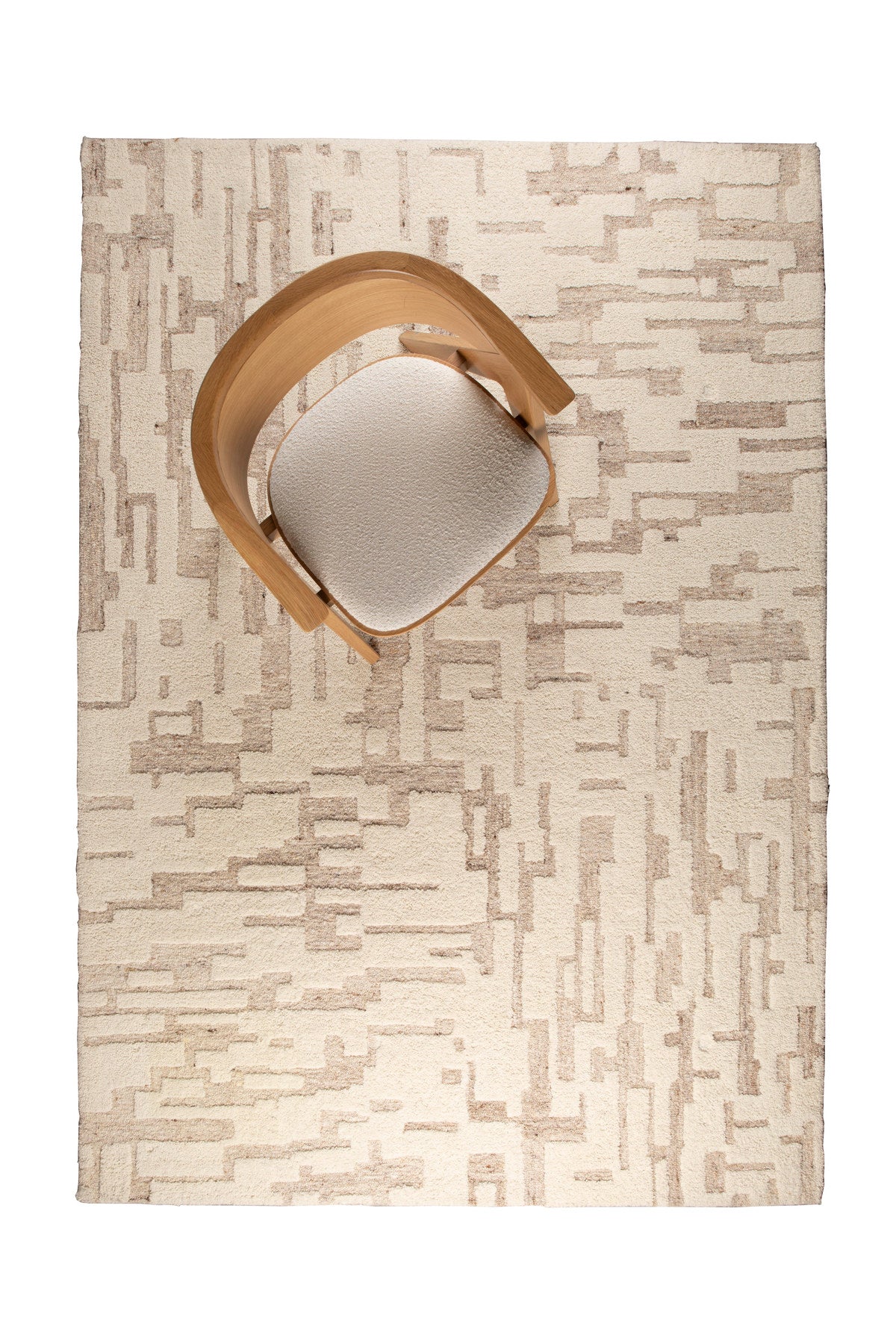 Hills Teppich 160x230 in beige präsentiert im Onlineshop von KAQTU Design AG. Teppich ist von Zuiver