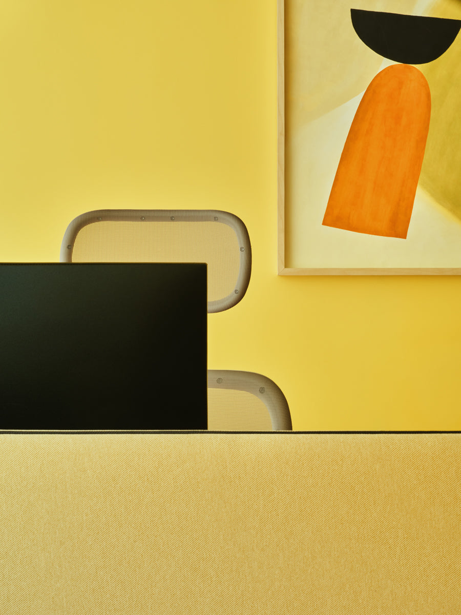 Astro ASR01 - Bürostuhl in präsentiert im Onlineshop von KAQTU Design AG. Bürostuhl ist von Mdd