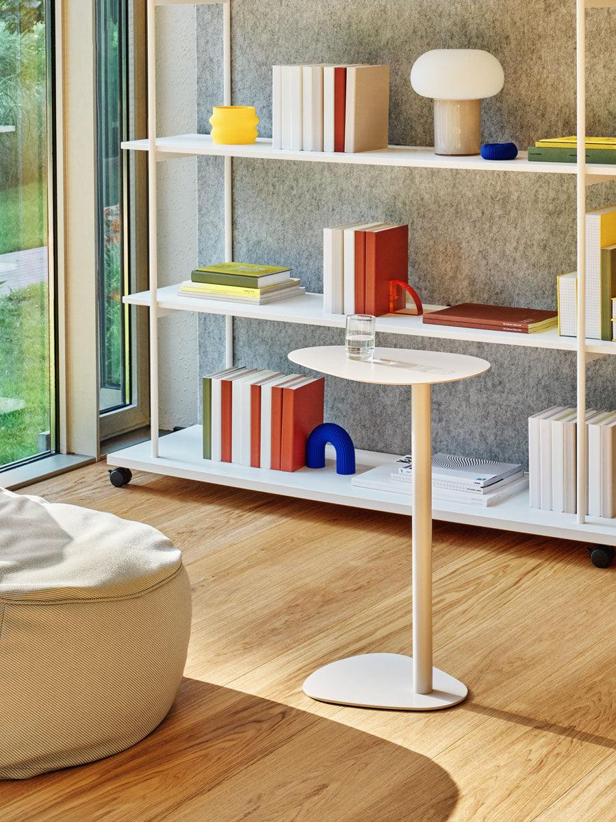 Celo CE01 - Beistelltisch in Ziegelrot präsentiert im Onlineshop von KAQTU Design AG. Beistelltisch ist von Mdd
