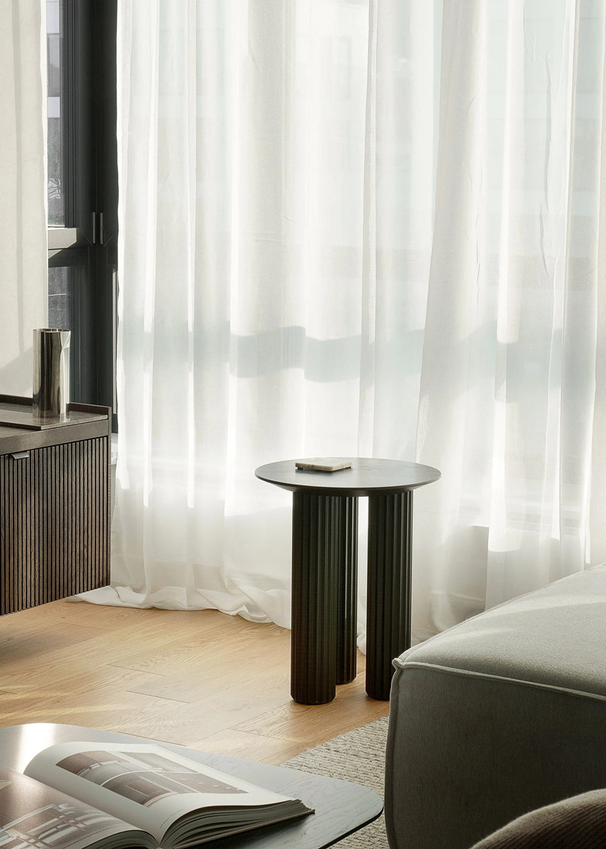 Filar FILR42 - Holz-Beistelltisch in Eiche Natur präsentiert im Onlineshop von KAQTU Design AG. Beistelltisch ist von Tamo