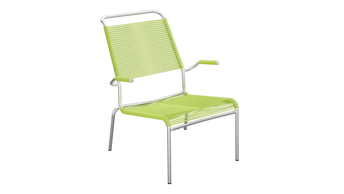 Säntis Lounger Spaghetti mit Armlehne Hochlehner in Hellgrün präsentiert im Onlineshop von KAQTU Design AG. Outdoor-Sessel mit Armlehnen ist von Schaffner