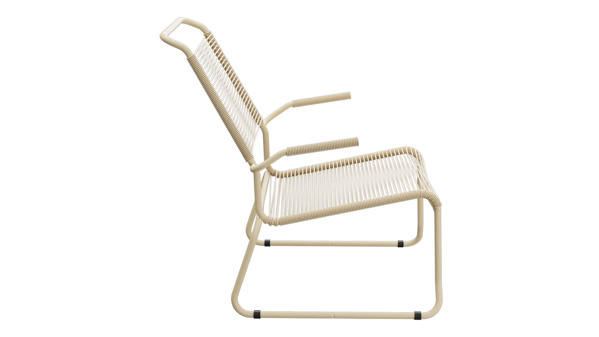 Säntis Spaghetti-Lounger mit Armlehne Hochlehner Kufen in Pastellbraun präsentiert im Onlineshop von KAQTU Design AG. Outdoor-Sessel mit Armlehnen ist von Schaffner