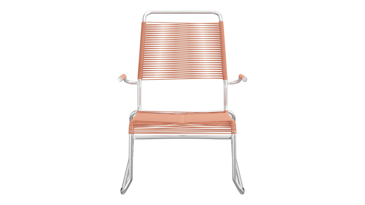 Säntis Spaghetti-Lounger mit Armlehne Hochlehner Kufen in Pastellterracotta präsentiert im Onlineshop von KAQTU Design AG. Outdoor-Sessel mit Armlehnen ist von Schaffner