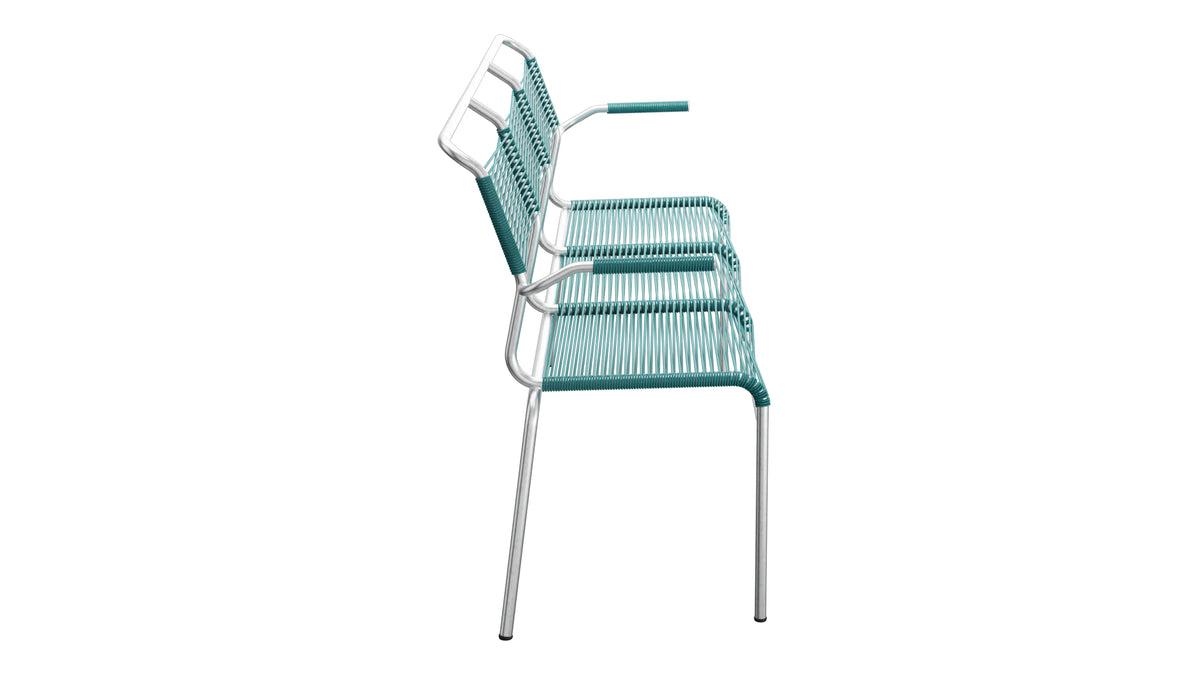 Säntis Spaghetti-3er-Gartenbank mit Armlehne in Kaliblau präsentiert im Onlineshop von KAQTU Design AG. Gartenbank ist von Schaffner