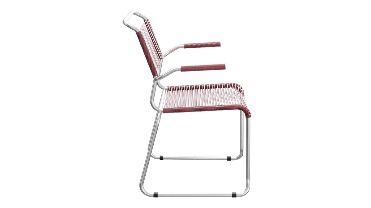 Säntis Spaghetti-Gartenstuhl mit Armlehne Kufen in Bordeaux präsentiert im Onlineshop von KAQTU Design AG. Gartenstuhl mit Armlehnen ist von Schaffner
