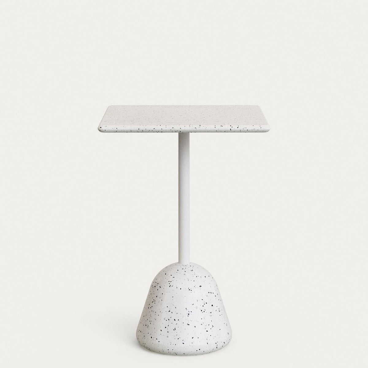 Saura von Kave Home: Terrazzo, Holz und Zement