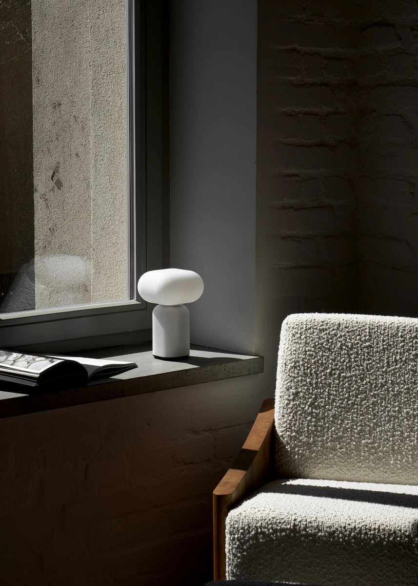 Velis VLS01 - Lampe in präsentiert im Onlineshop von KAQTU Design AG. Tischleuchte ist von Tamo