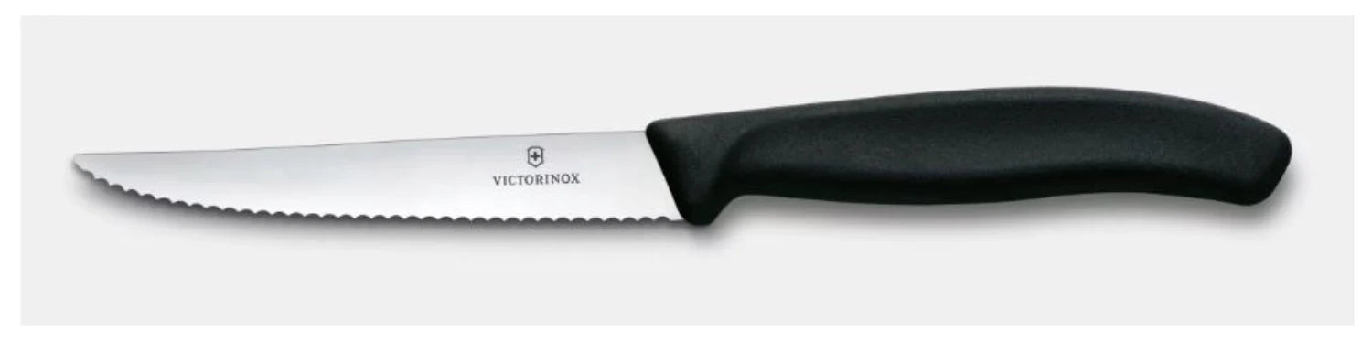 Victorinox vereint Schweizer Qualität, langlebige Materialien und funktionales Design in Taschenmessern, Uhren, Reisebegleitern und Outdoor-Ausrüstung.