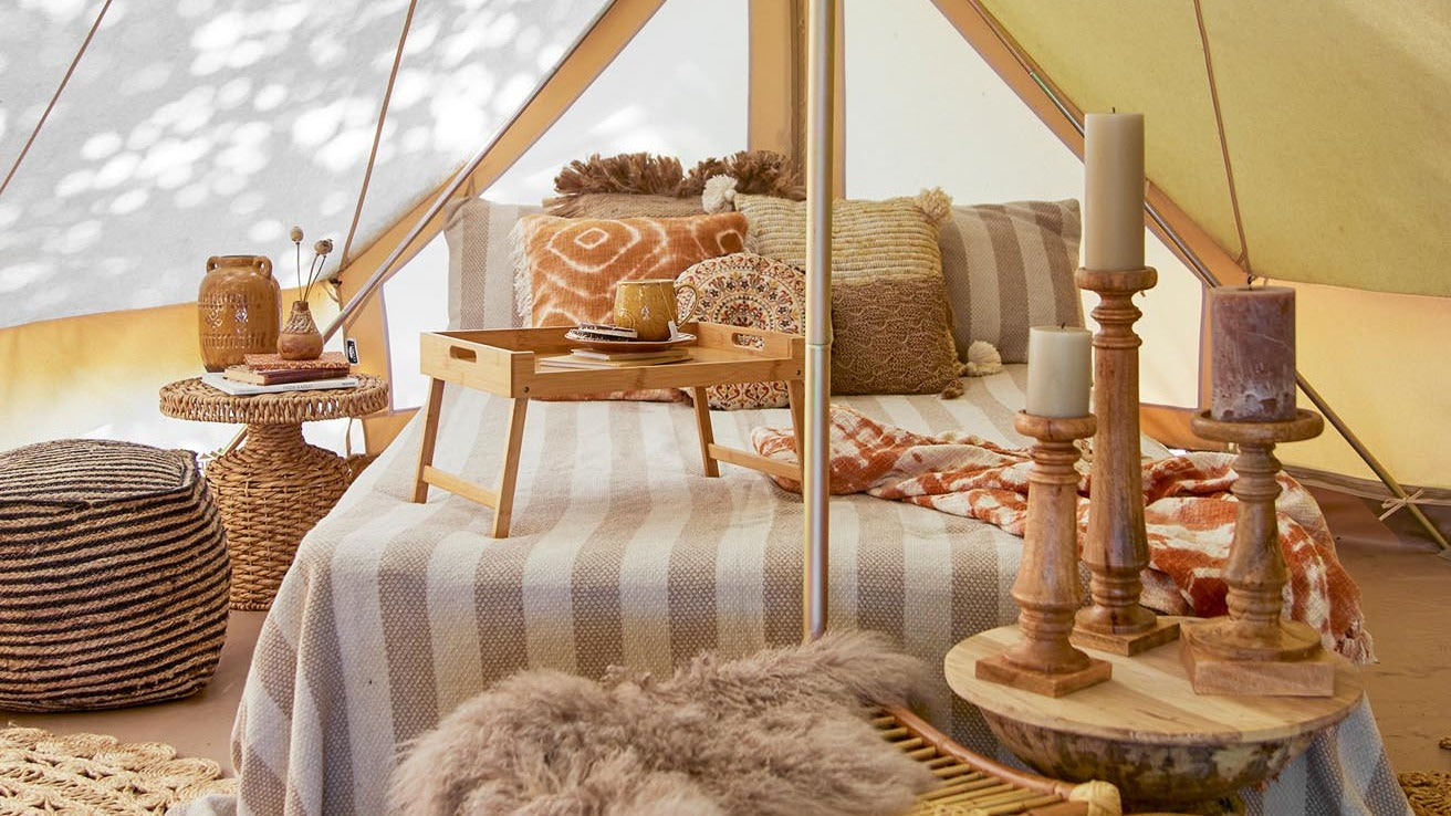 Entdecke die Sockel-Kollektion von KAQTU: stilvolle Podeste für Pflanzen und Kunstwerke, die jedes Ambiente funktional und ästhetisch bereichern.