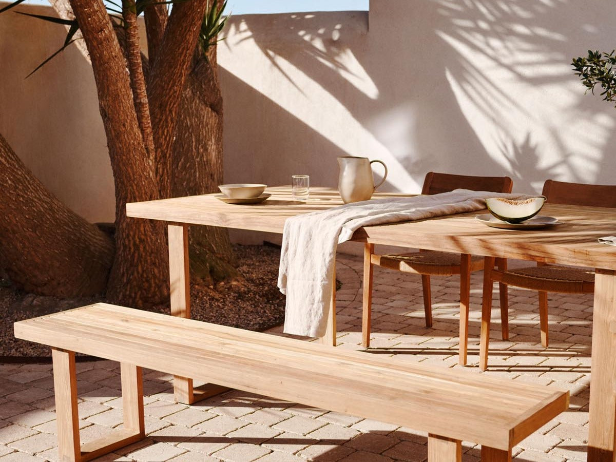 Elegante Möbel der Canadell Kollektion von Kave Home, modernes Design, natürliche Materialien, stilvolle Wohnaccessoires.