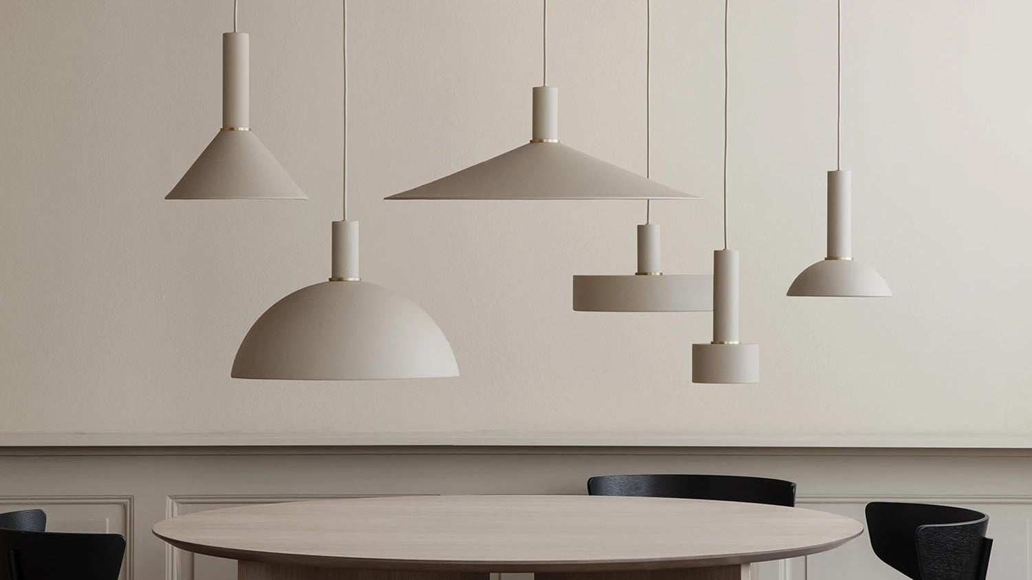 Entdecke die Ferm Living Collect Kollektion: elegante Pendelleuchten, individuell kombinierbar in Formen und Farben für dein Zuhause.