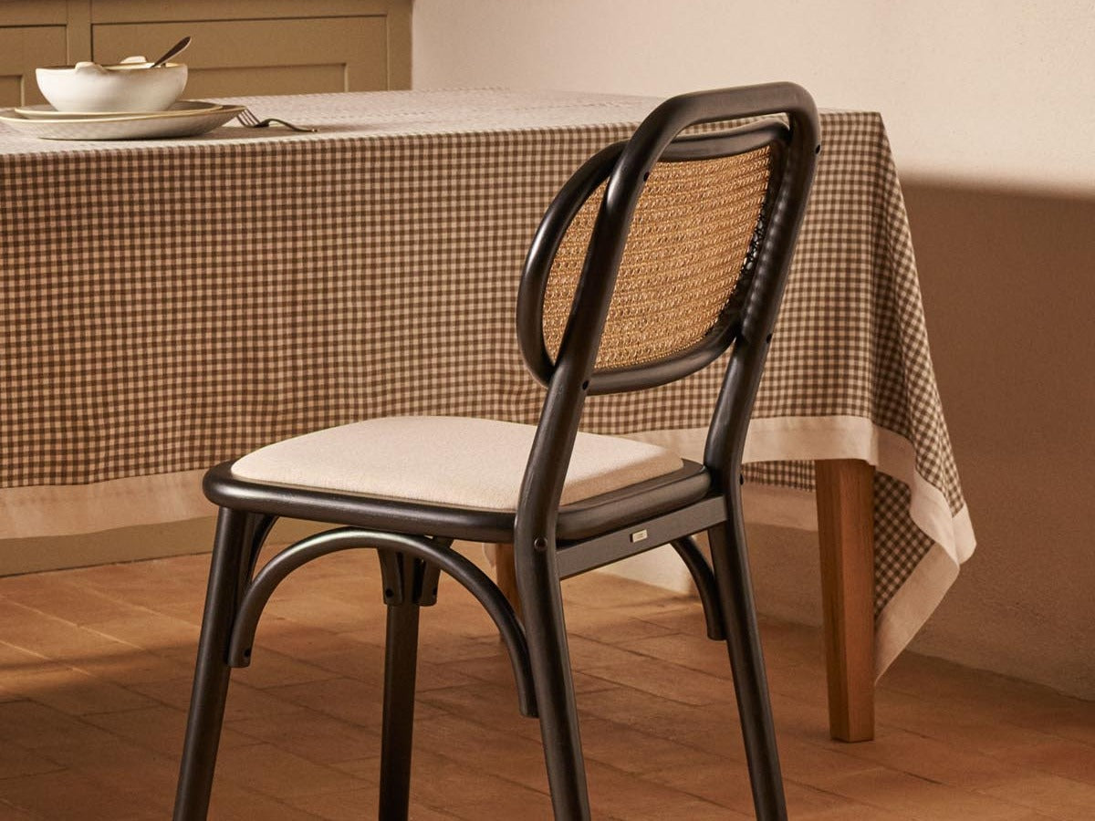 Elegante Doriane Kollektion von Kave Home: stilvolle Möbel mit modernem Design und harmonischen Farben.