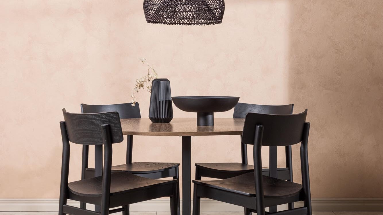 Esszimmer Zubehör: Teakholz-Servierbretter, Schieferplatten und Holztabletts für den Esstisch – stilvoll, nachhaltig und vielseitig für Dekor & Service.