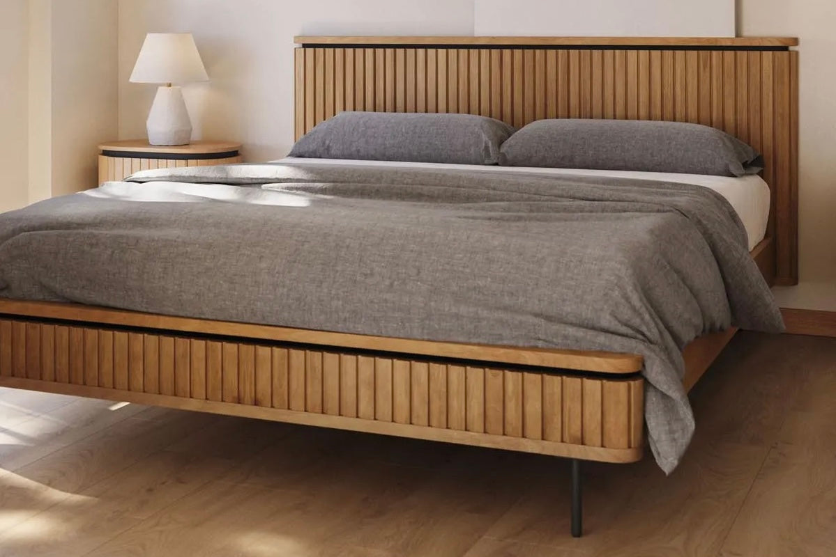 Holzbett bei KAQTU kaufen