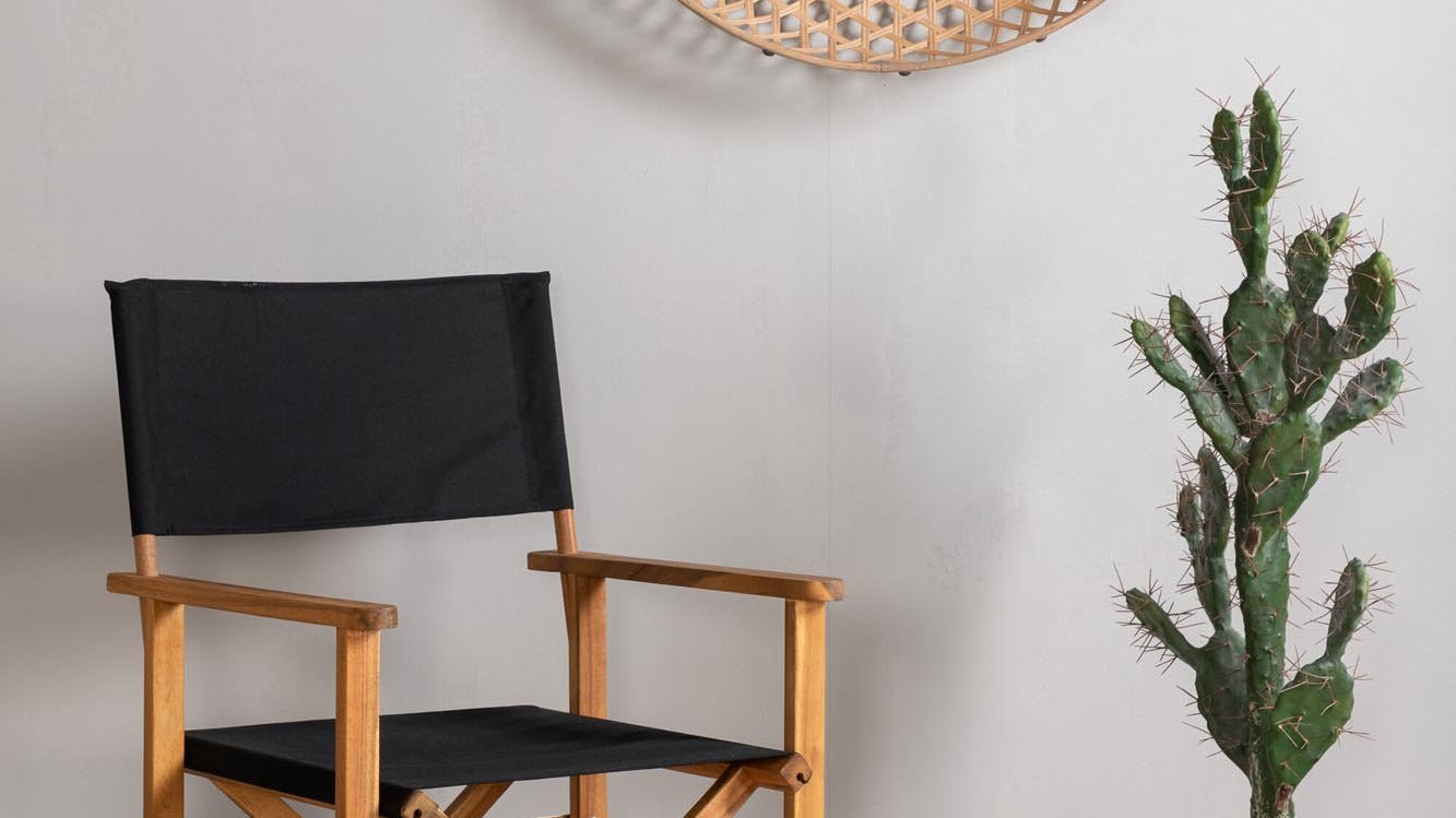 Entdecke die stilvolle Marion Outdoor Möbel Kollektion von Venture Home. Hochwertige, wetterfeste Möbel für entspannte Momente im Freien!