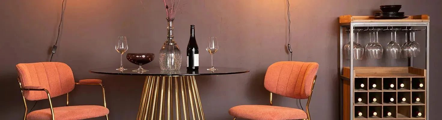 White Label Living: Vielseitige Möbel und Accessoires für modernes, zeitloses Design – Sideboards, Sessel, Tische, Leuchten.