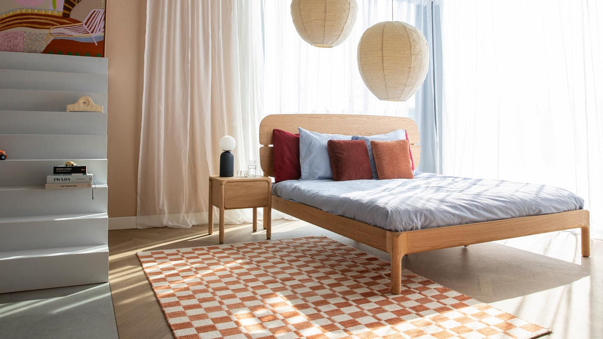 Bett Storm Natural 180 in Natural präsentiert im Onlineshop von KAQTU Design AG. Bett ist von Zuiver