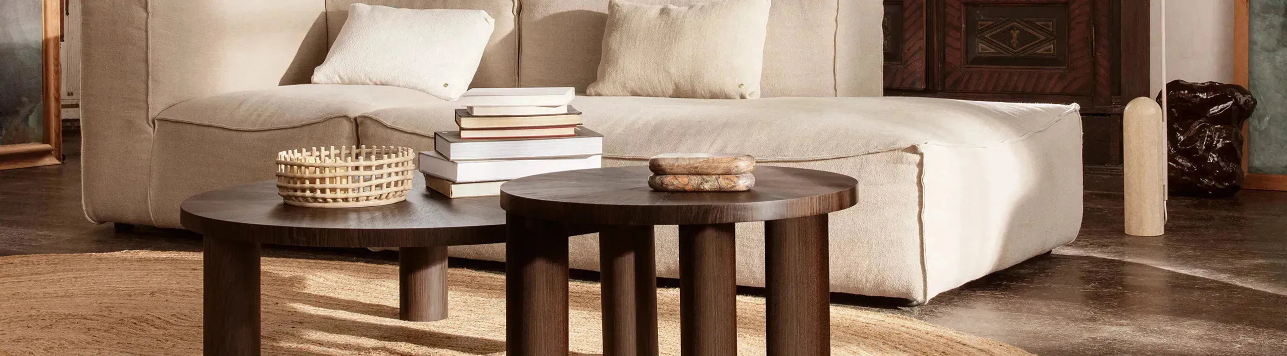 Beistelltisch aus FSC-zertifiziertem Holz in modernem Design, nachhaltig und hochwertig verarbeitet.