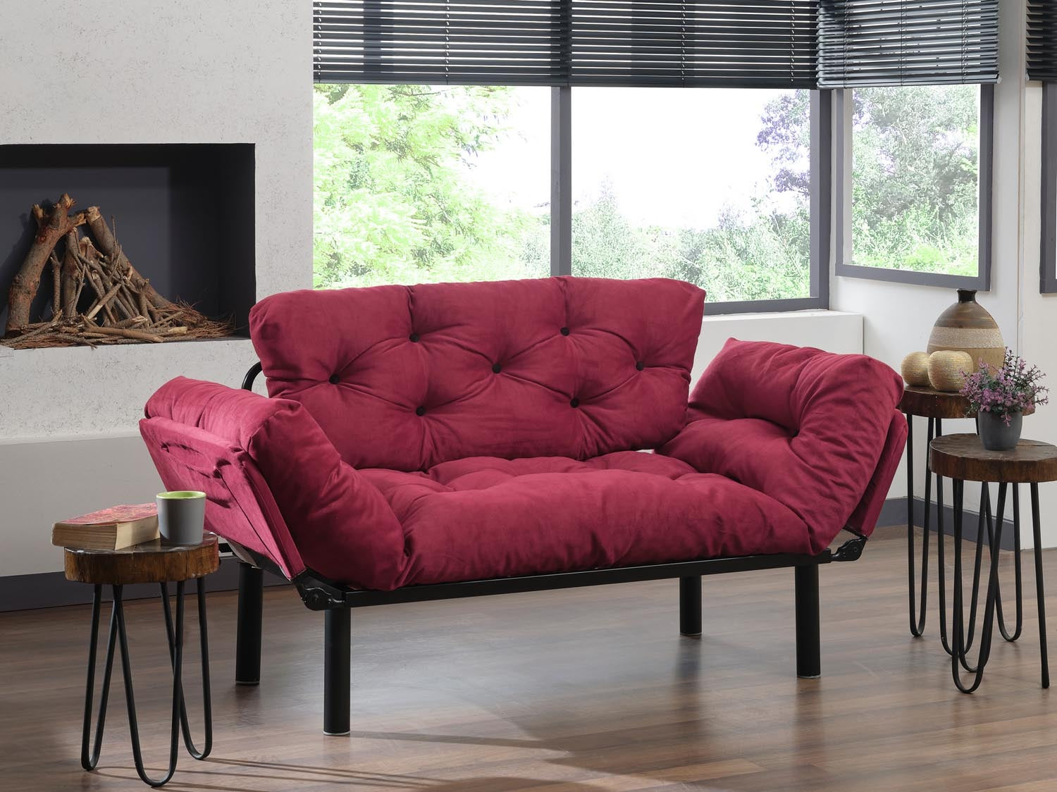 Elegantes Bettsofa in modernem Design, ideal für stilvolle Wohnräume und vielseitige Nutzung als Schlafsofa.
