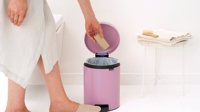 BRABANTIA NewIcon Treteimer in verschiedenen Farben und Grössen von 5 bis 30 Litern