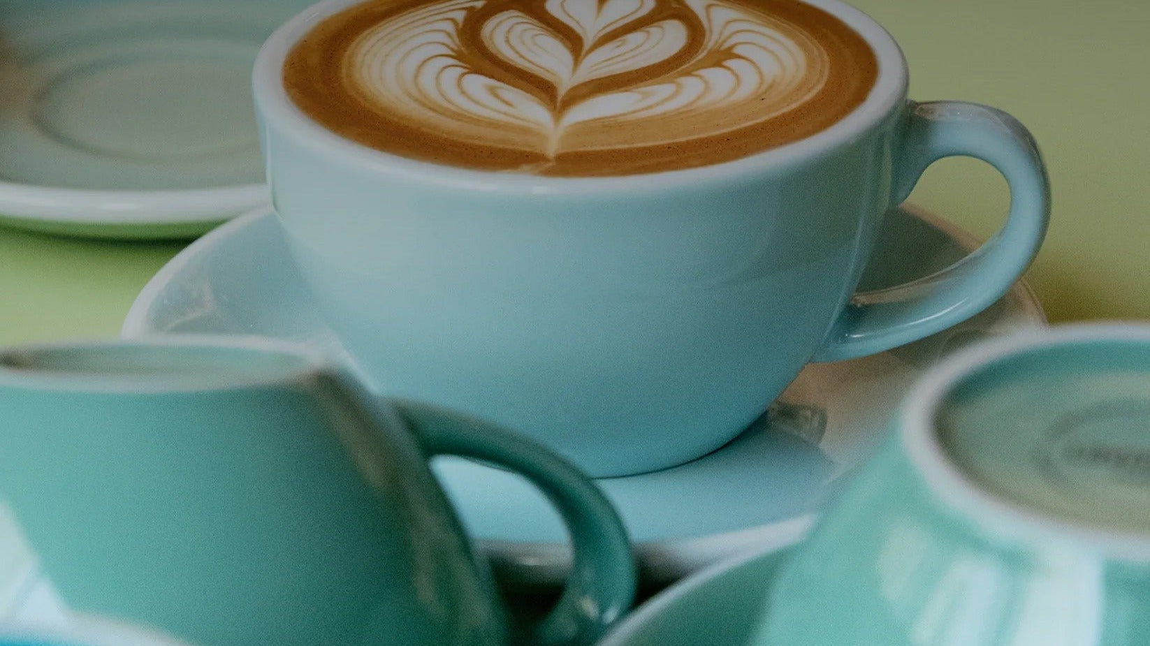 Entdecke stilvollen Gastrobedarf für Küche, Service & Buffet bei KAQTU. Funktionales Zubehör für Restaurants, Cafés und Brunchbuffets.